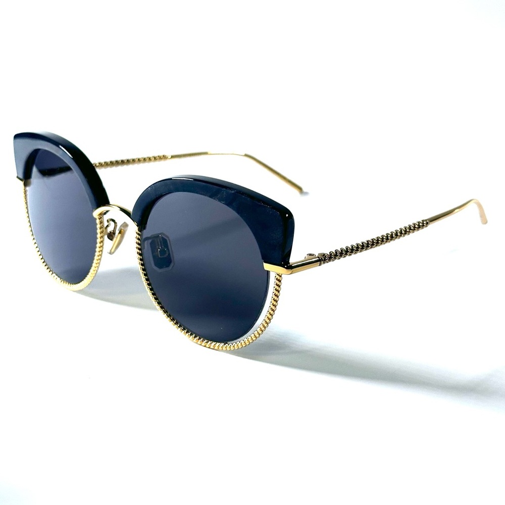 NWT Boucheron BC 0105S 001 ladies’ sunglasses with accessories